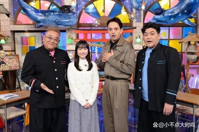 ：才懂小个子冬天要“裙过膝色协调”CQ9电子一米五的芦田爱菜显高搭配(图3)