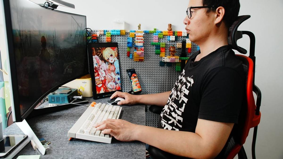 电竞工学椅选购指南功能材质都拉满就是不一样CQ9电子网站买对不买贵？保友金豪雄鹰X9(图4)